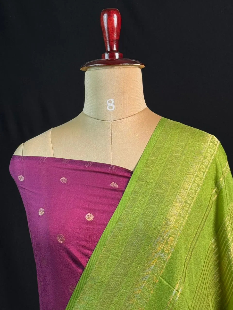 Best-SelliBest-Selling Chiffon Georgette Silk Sareeng Chiffon Georgette Silk Saree