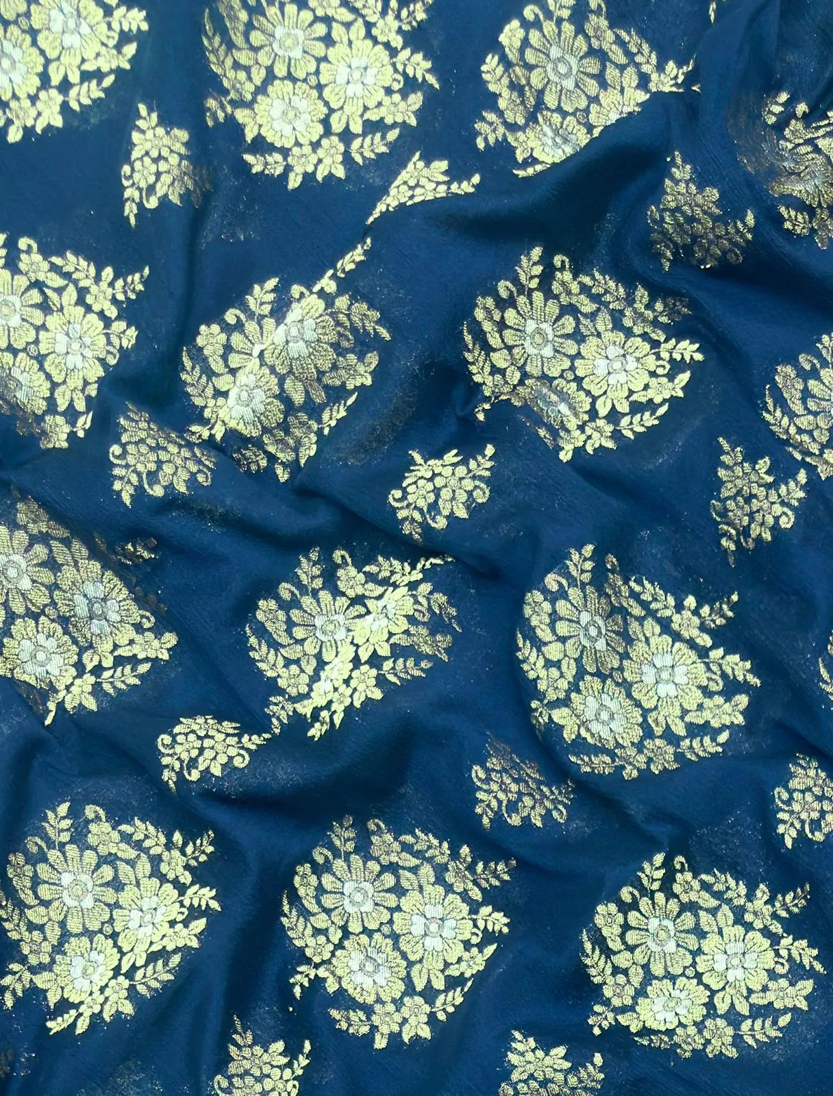 Semi Georgette Saree – Comfortable & Fashionable (Silver Meena)