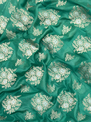 Semi Georgette Saree – Comfortable & Fashionable (Silver Meena)