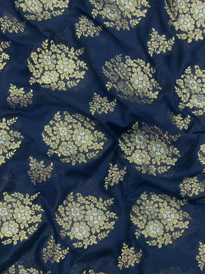 Semi Georgette Saree – Comfortable & Fashionable (Silver Meena)