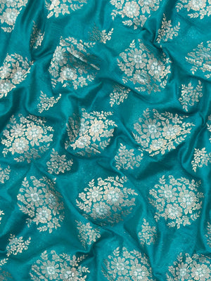 Semi Georgette Saree – Comfortable & Fashionable (Silver Meena)