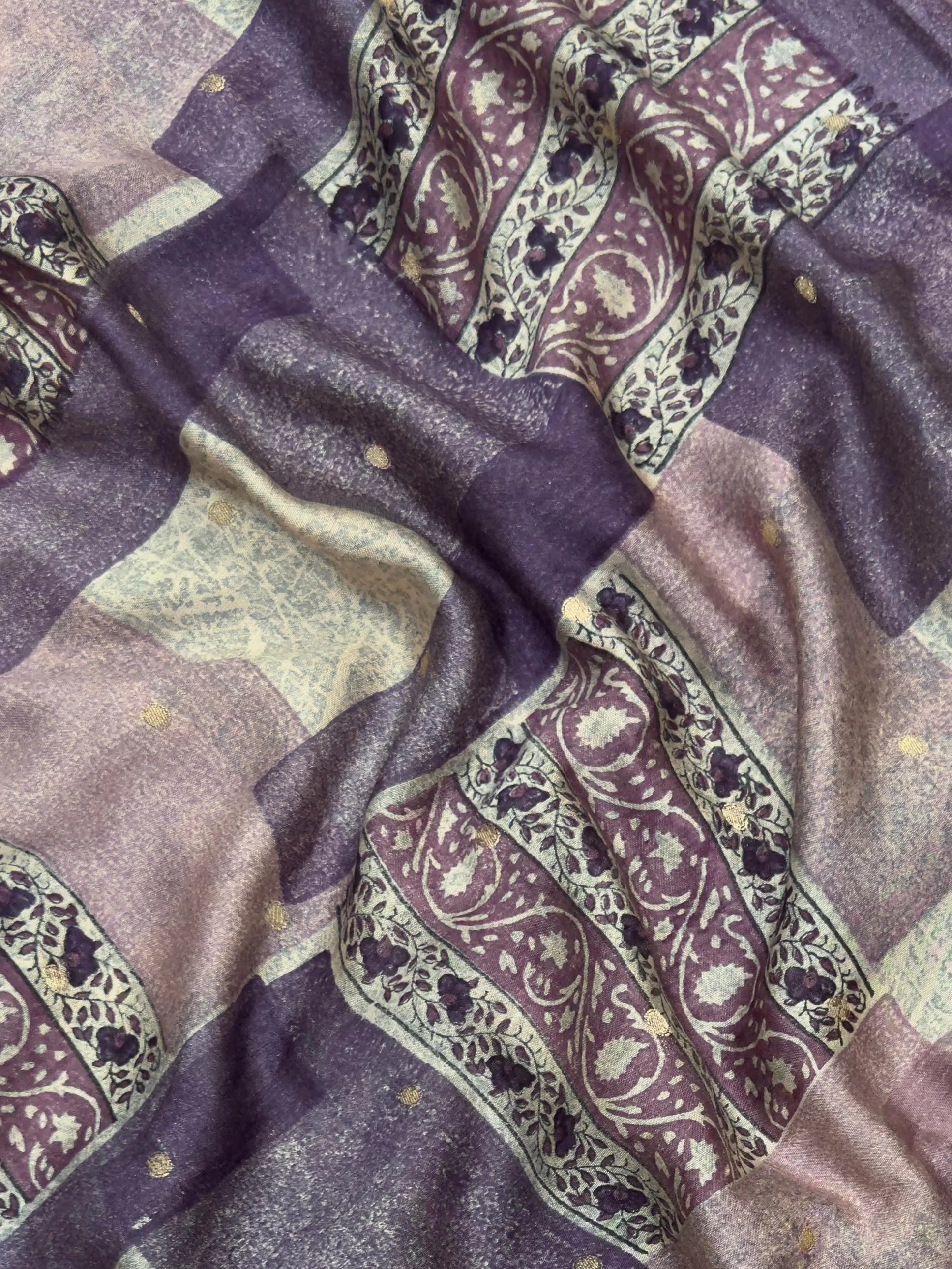 Elegant Malai Cotton Saree for Everyday Grace (Tasar Block Print)