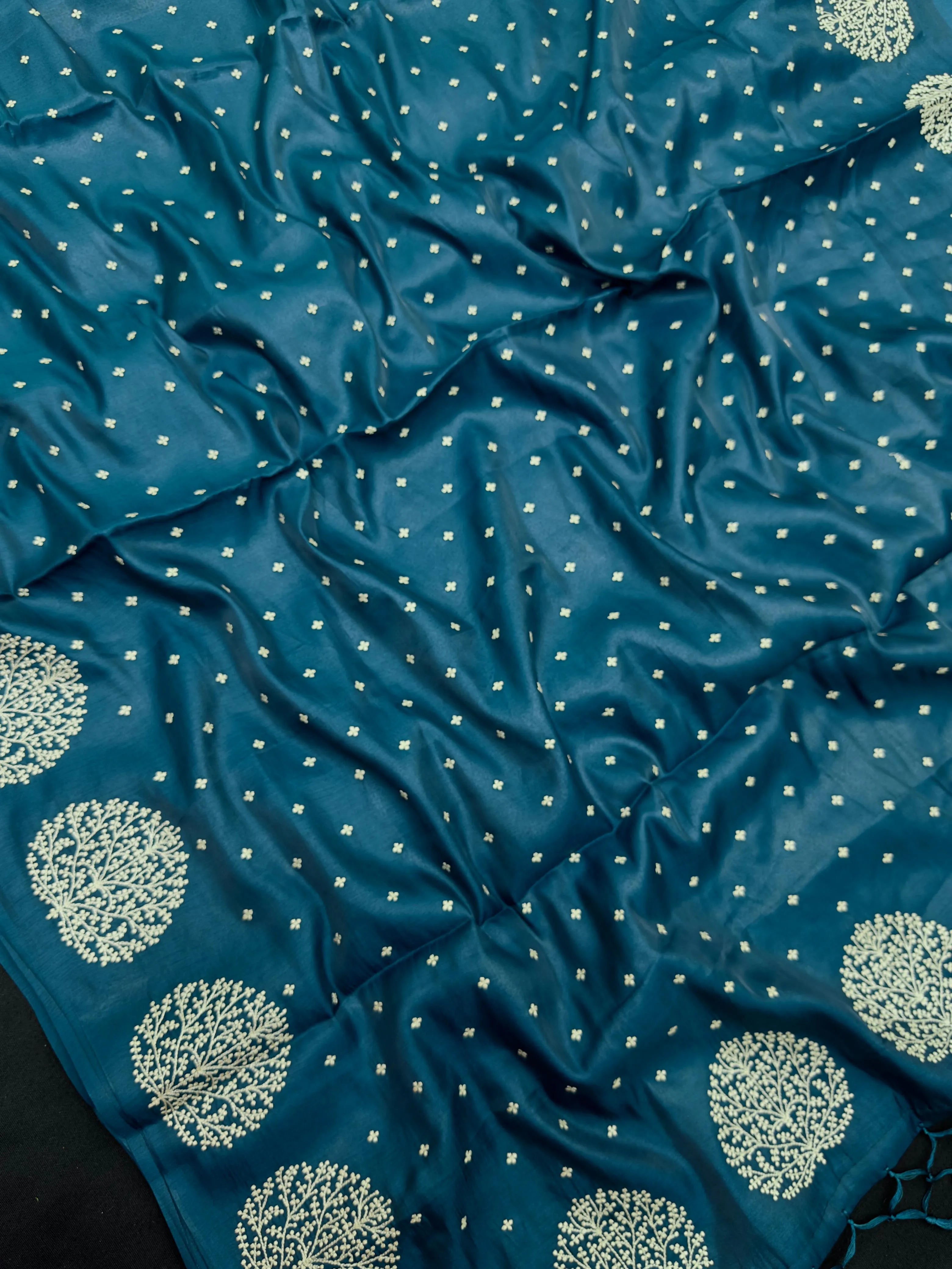 Tussar Silk Saree – Natural Shine with Elegant Textured Weave