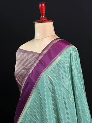 Stunning chex woven pattern
