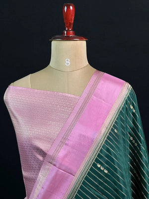 Stunning chex woven pattern