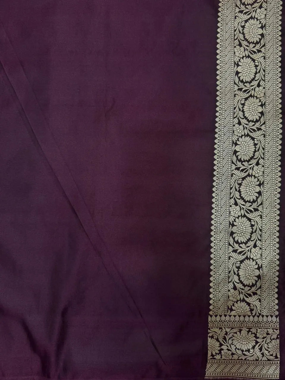 Traditional Semi Banarasi Kataan Silk Saree for Timeless Beauty (Venice Kataan)