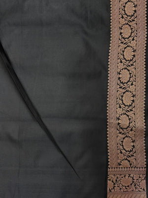 Traditional Semi Banarasi Kataan Silk Saree for Timeless Beauty (Venice Kataan)