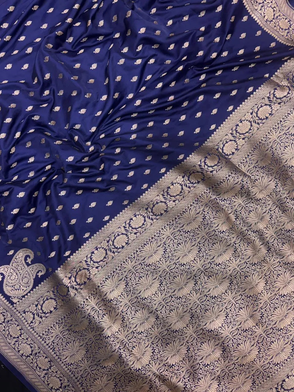 Traditional Semi Banarasi Kataan Silk Saree for Timeless Beauty (Venice Kataan)