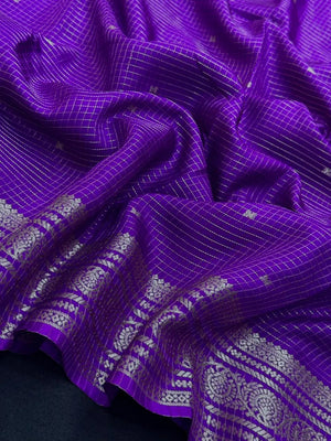 Graceful Malai Cotton Saree with Box Weave Design (Viscose Chex Bute)