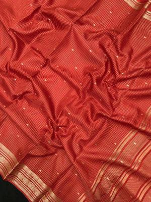 Graceful Malai Cotton Saree with Box Weave Design (Viscose Chex Bute)