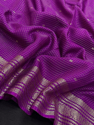 Graceful Malai Cotton Saree with Box Weave Design (Viscose Chex Bute)