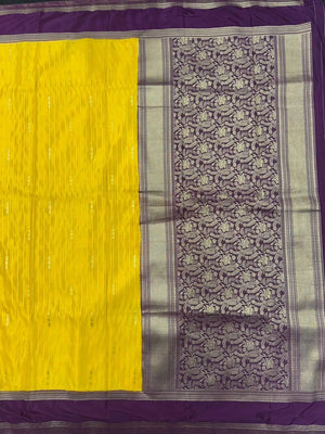 Stunning chex woven pattern