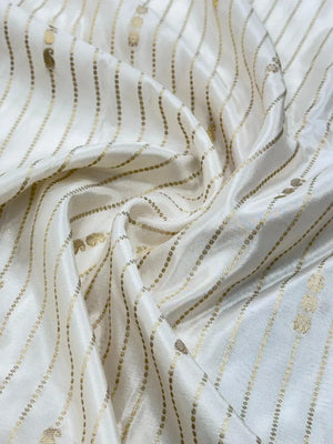 Stunning chex woven pattern