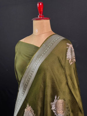 Soft Banarasi Gen Fold Silk Self Saree