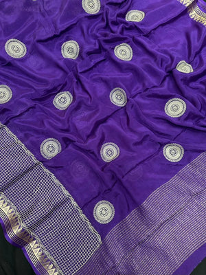Classic Chiffon Saree – Soft, Flowing & Stylish (Yashoda)