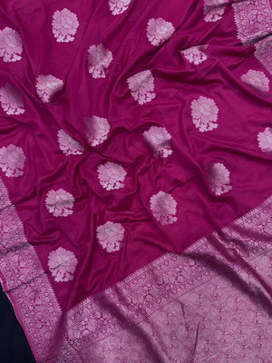 Sleek Chiffon Semi Banarasi Saree For Ethinic Wear-(3D insta shine)