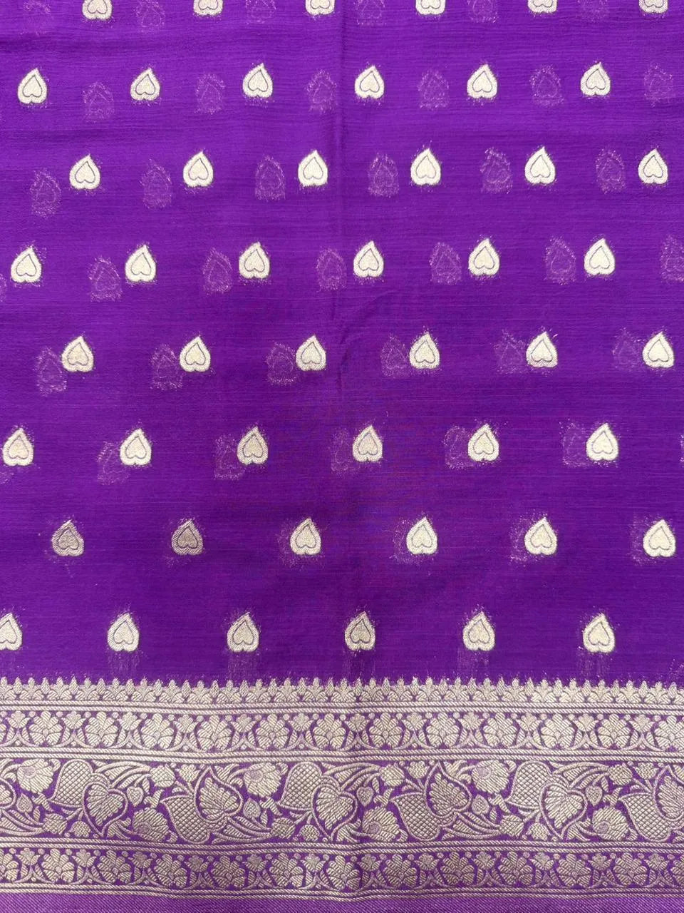 Sleek Chiffon Semi Banarasi Saree For Ethinic Wear-(3D insta shine)