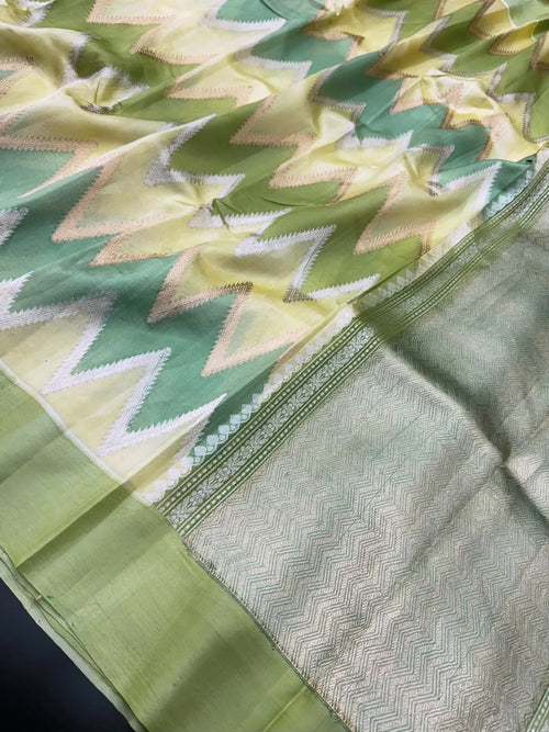  Allover Aada Rankat Saree with Zari Border