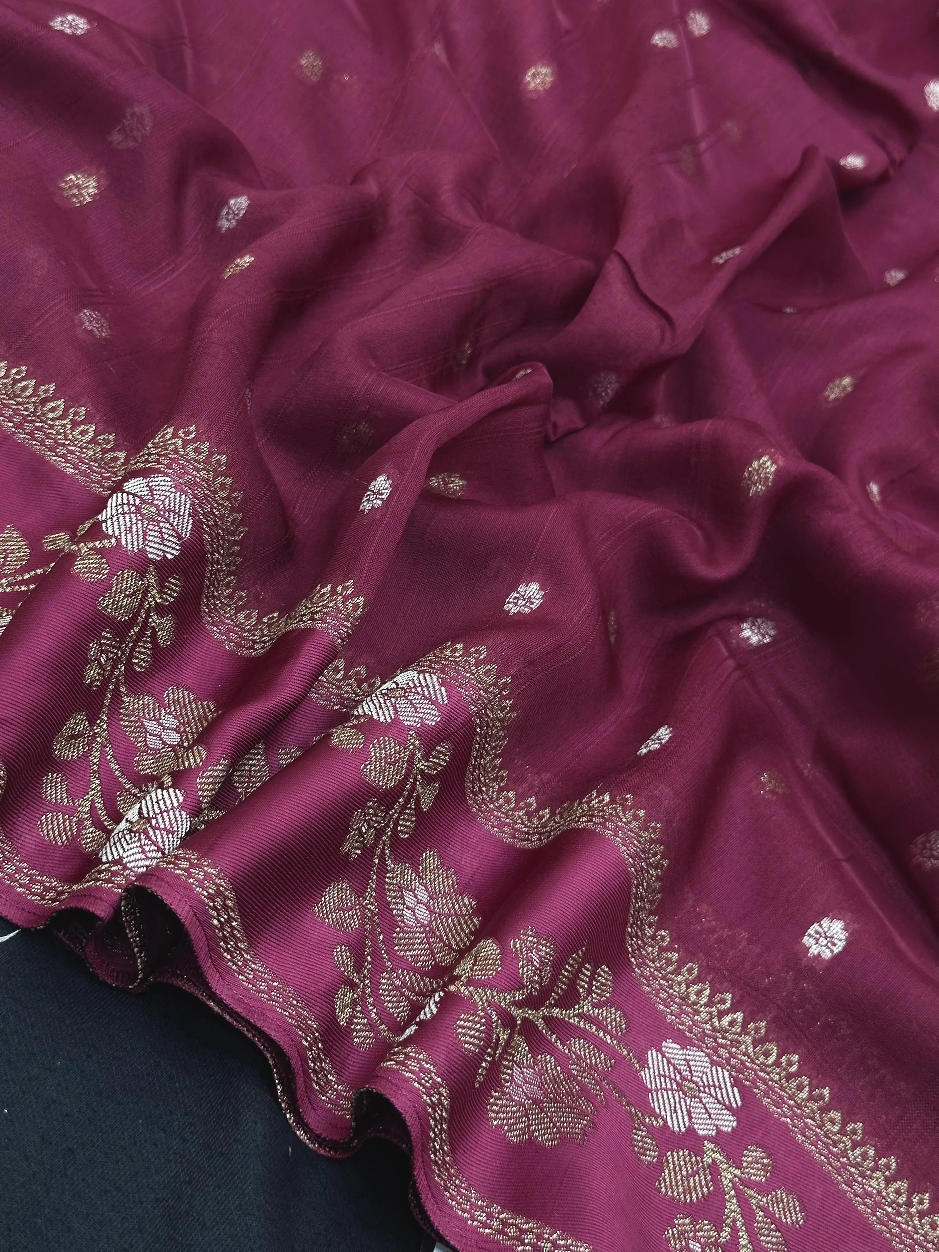 Classic Raw Mango Silk Saree – Perfect Blend of Style & Tradition (Aarzoo Viscose)