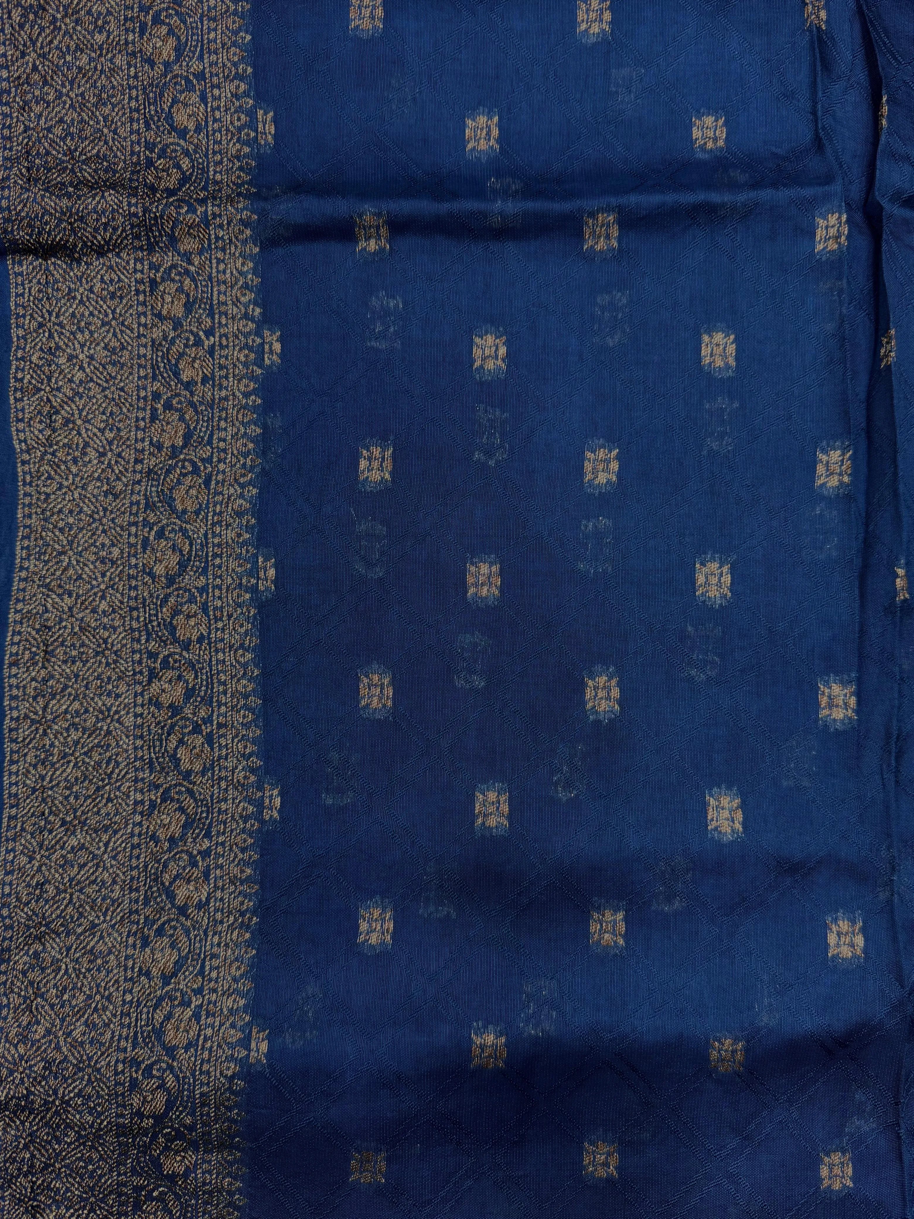 Classic Raw Mango Silk Saree – Perfect Blend of Style & Tradition (Aarzoo Viscose)