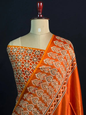 Elegant Plain Ajrak Print Saree – Timeless Ethnic Charm