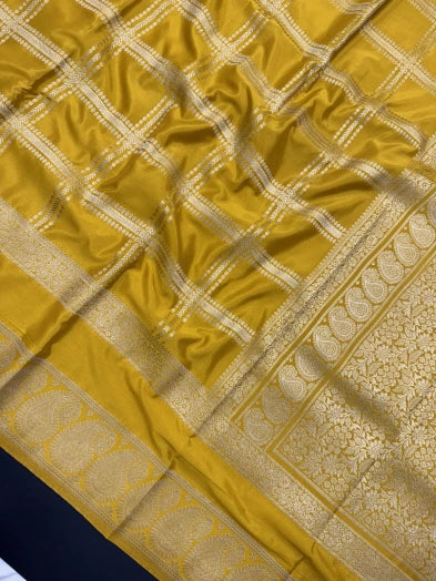 Semi Chex  Georgette Saree-Aakruthi