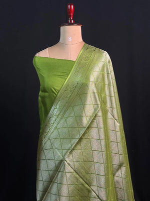 Elegant Raw Mango Silk Saree with Rich Texture (Alfi Buta)