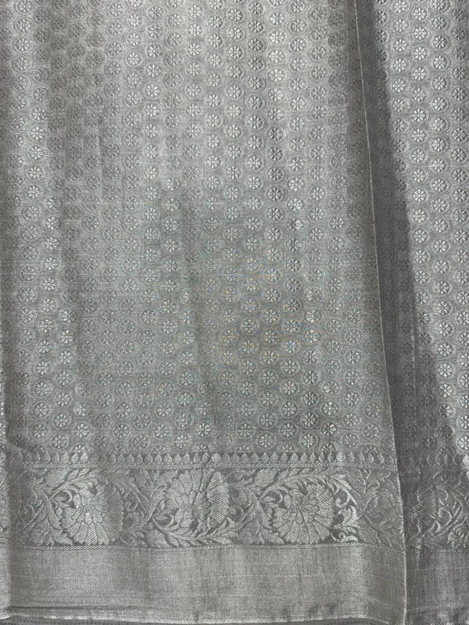 Graceful Flowing Georgette Saree-(Anjali Jaal)