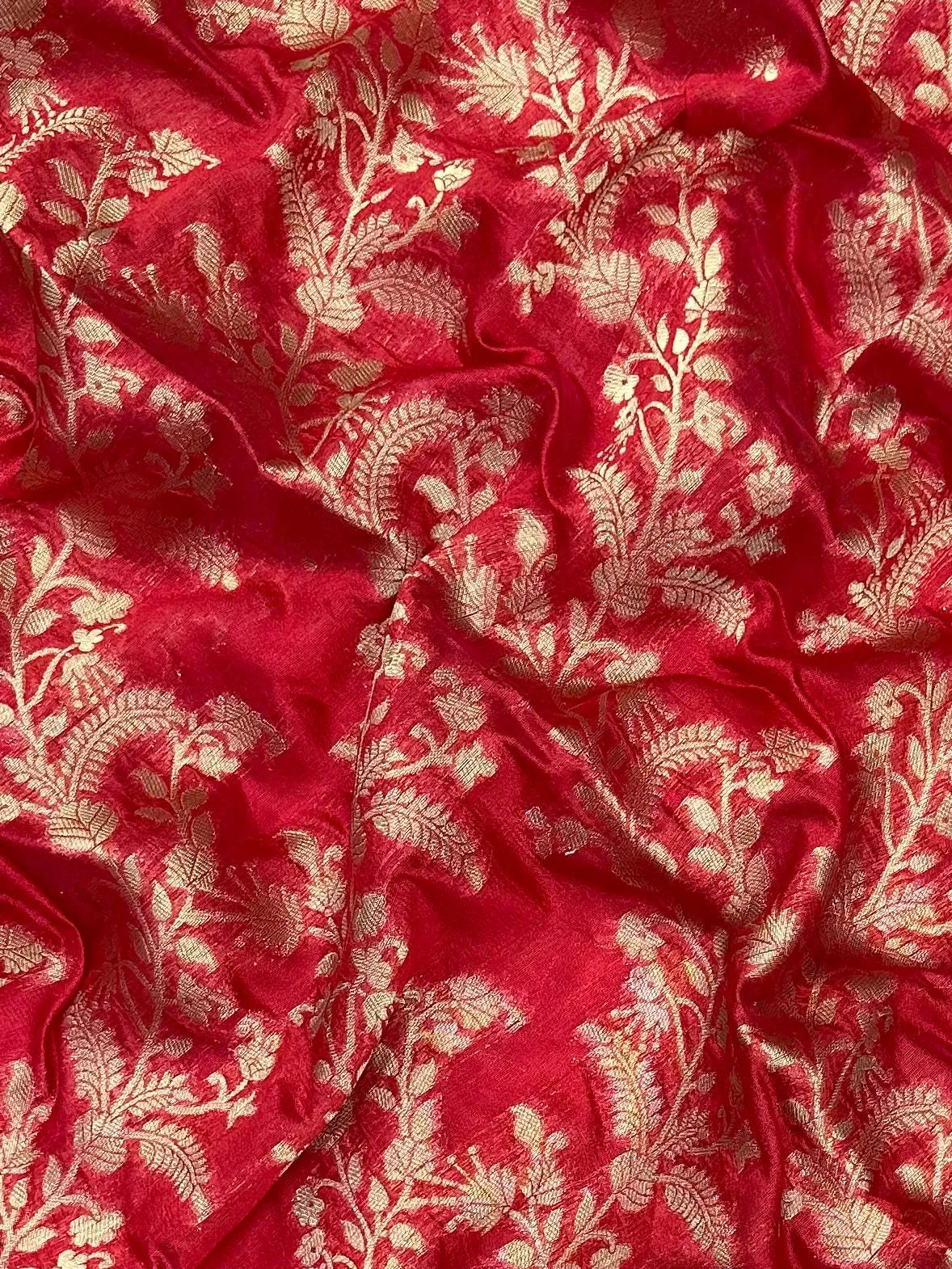 Premium Raw Silk Saree – Rich Texture & Lustrous Finish (Anjali Jaal)
