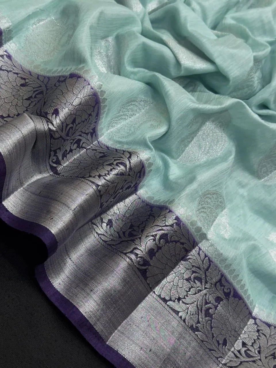 Graceful Flowing Georgette Saree-(Anjali Jaal)