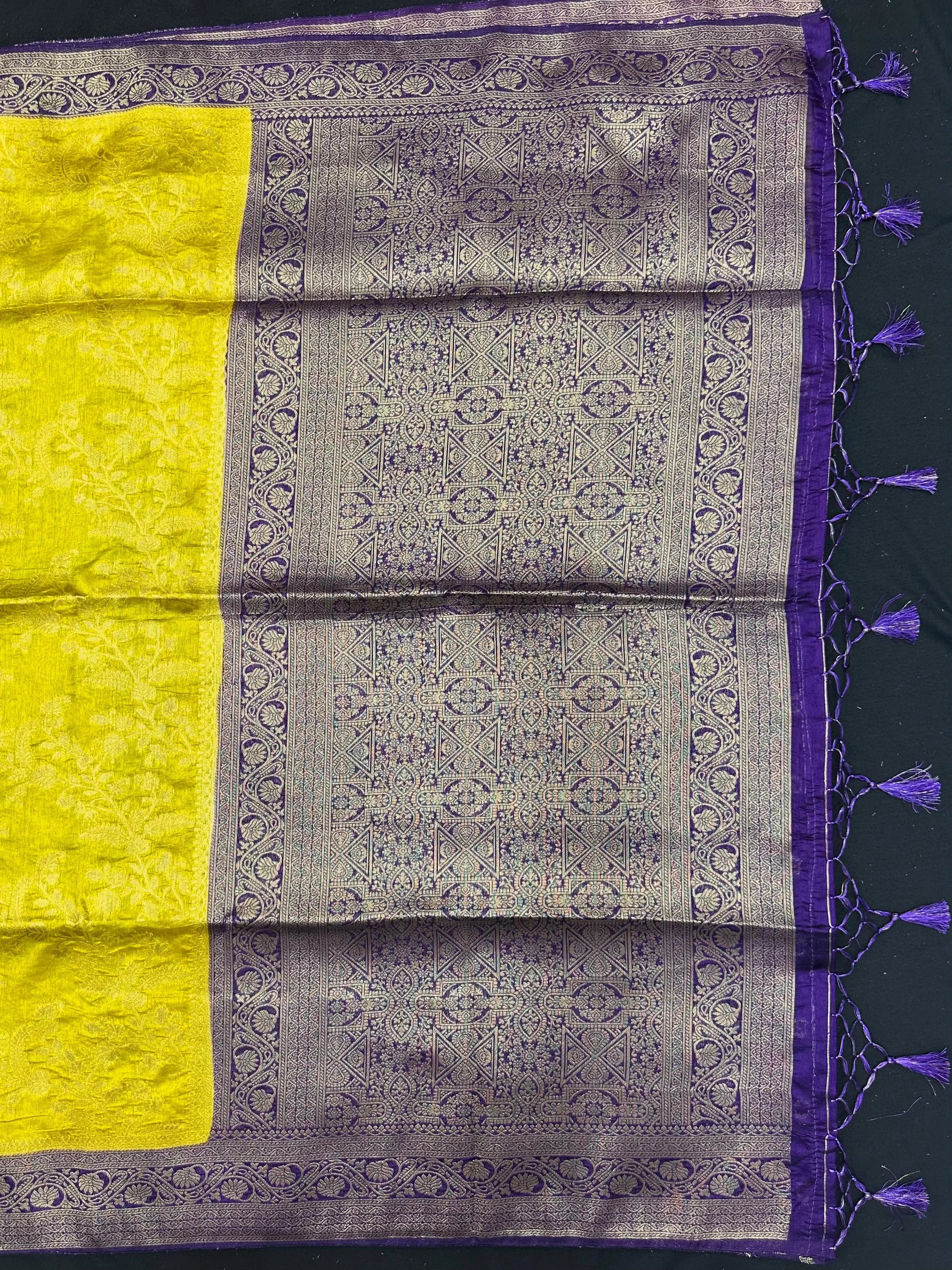 Premium Raw Silk Saree – Rich Texture & Lustrous Finish (Anjali Jaal)