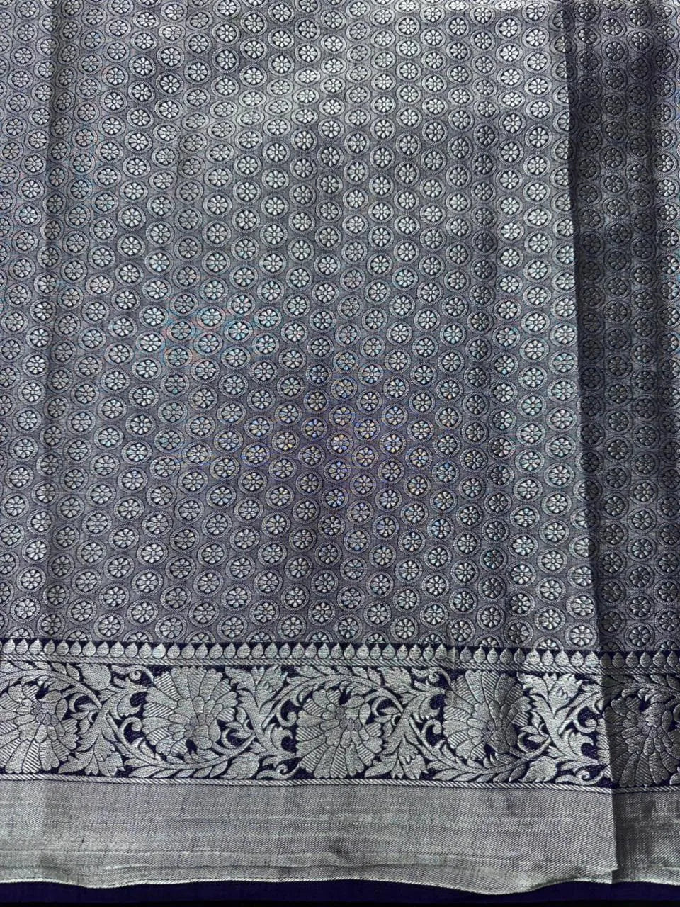 Graceful Flowing Georgette Saree-(Anjali Jaal)