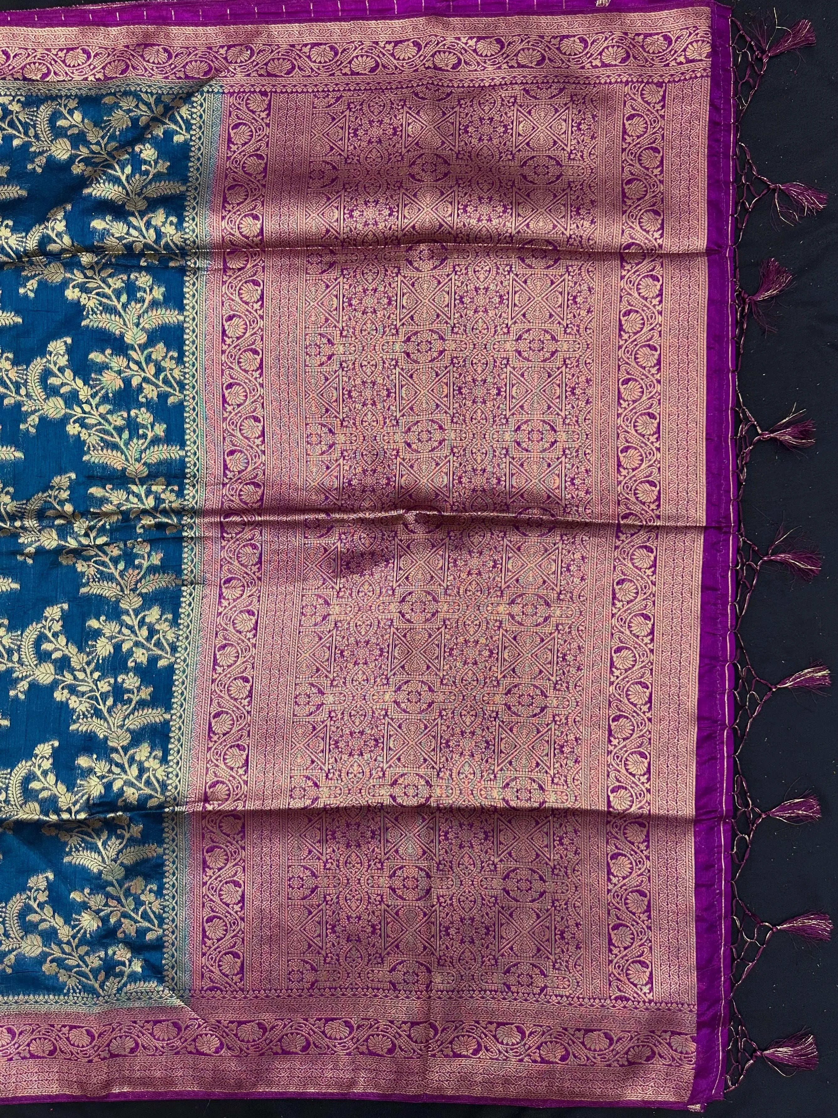 Premium Raw Silk Saree – Rich Texture & Lustrous Finish (Anjali Jaal) 