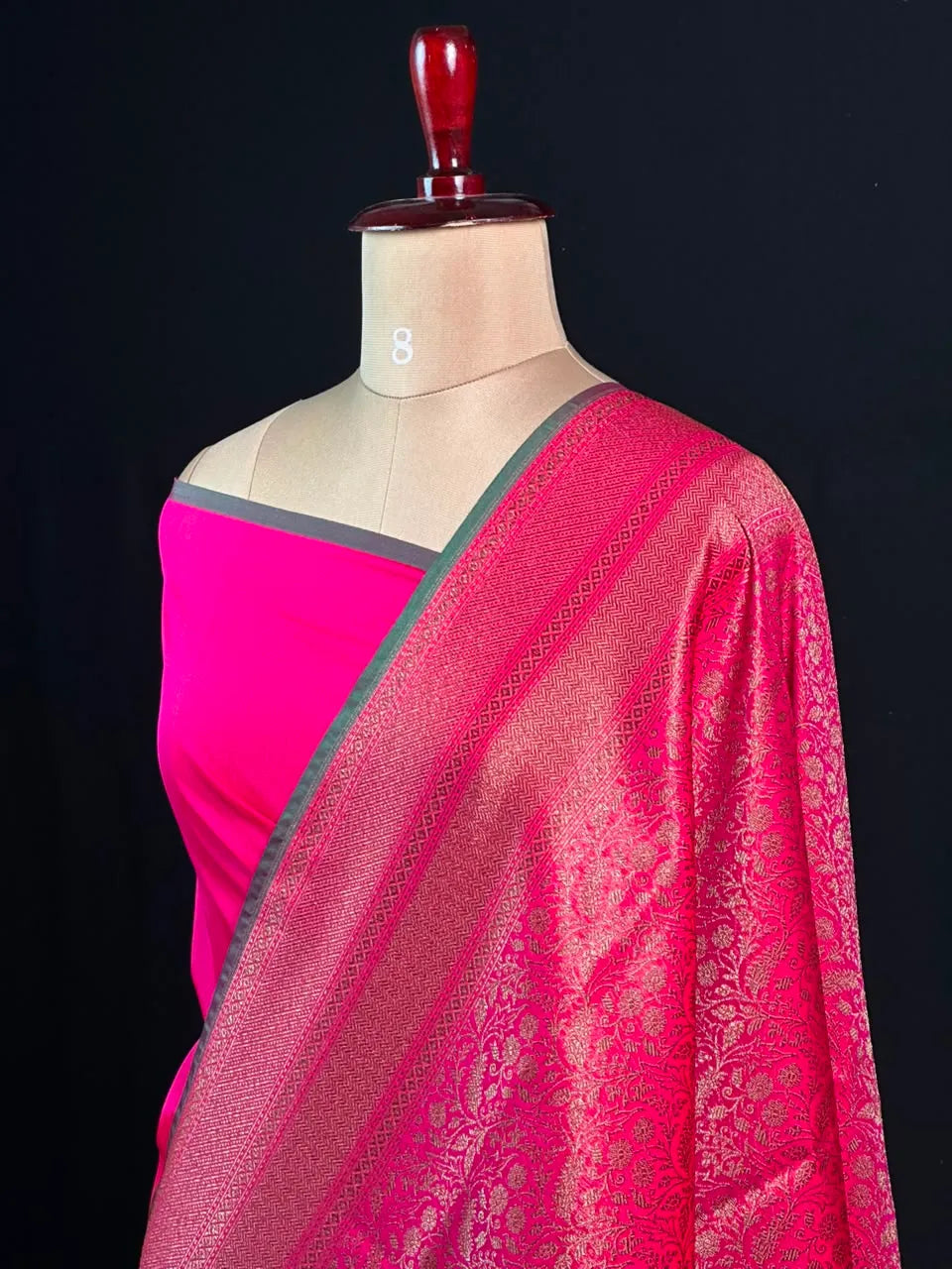 Semi Banarasi Silk Saree-BANARASI BROCADE OFF