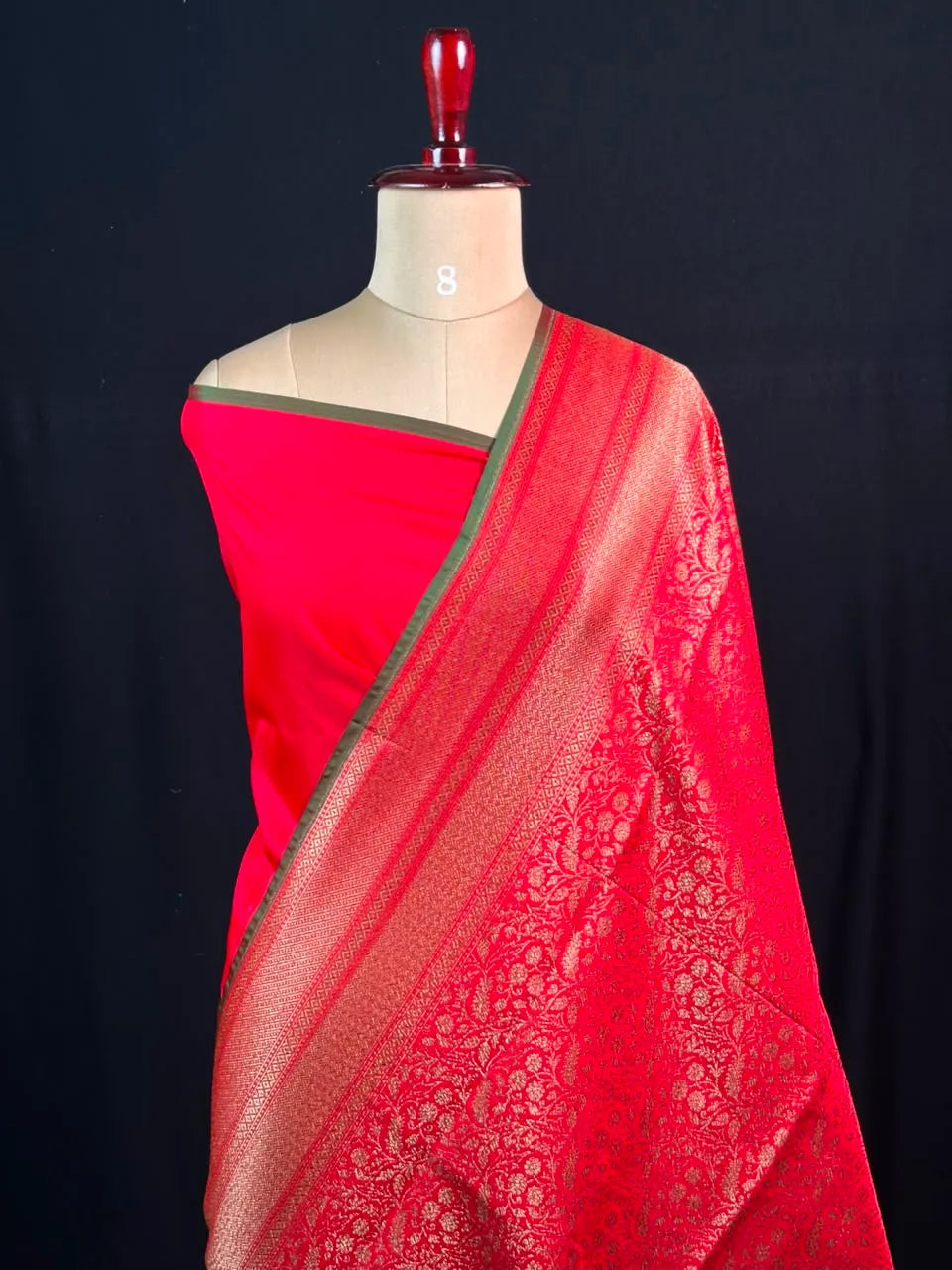 Semi Banarasi Silk Saree-BANARASI BROCADE OFF