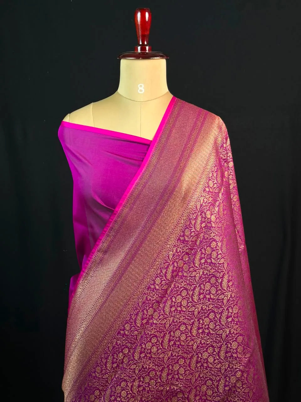 Semi Banarasi Silk Saree-BANARASI BROCADE OFF