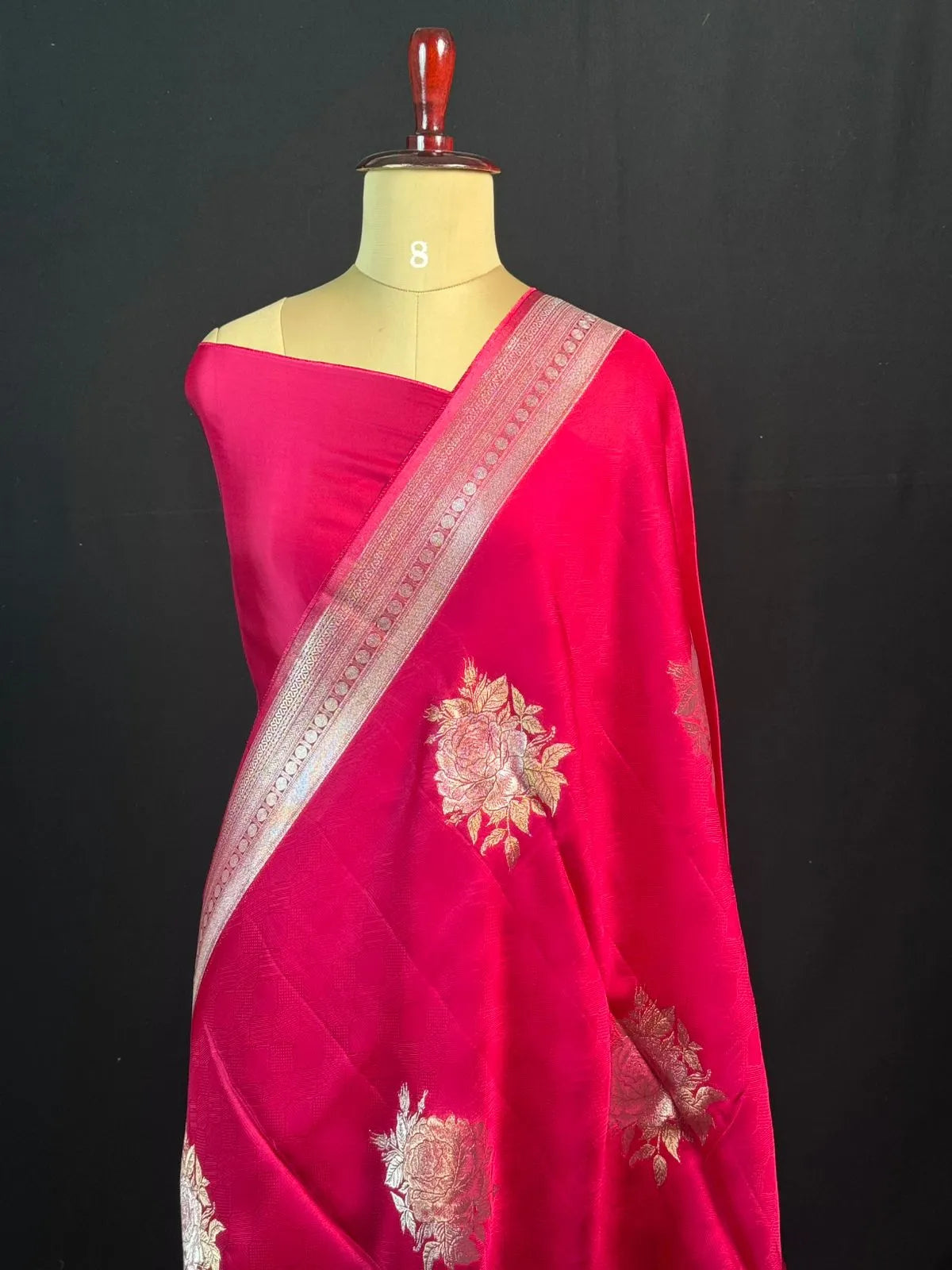 Soft Banarasi Gen Fold Silk Self Saree 