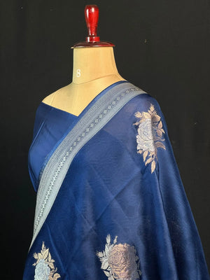 Soft Banarasi Gen Fold Silk Self Saree 