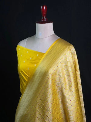 Elegant Soft Georgette Silk Saree 