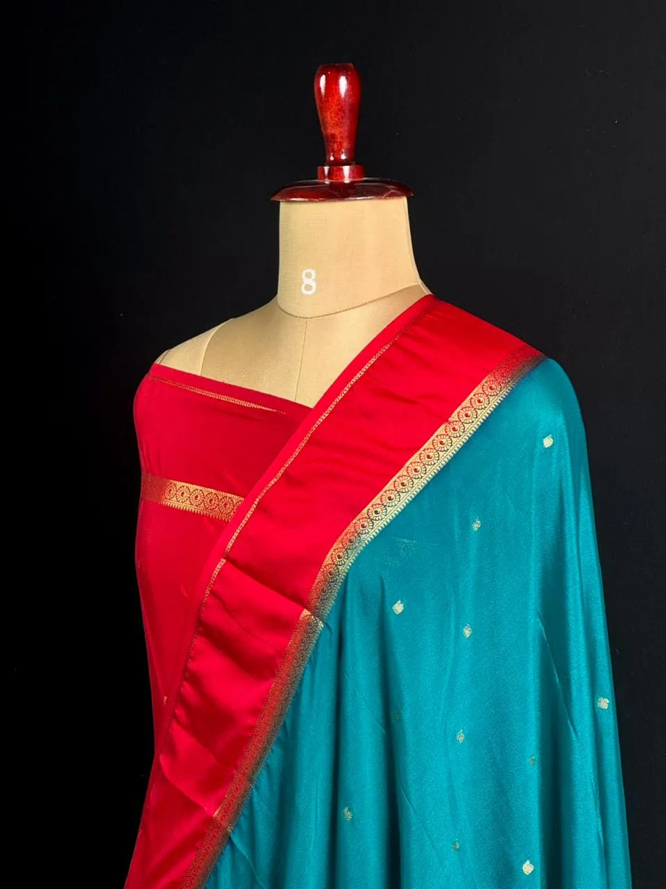BTX CNT Crepe Saree – Elegant Drape with a Contemporary Finish