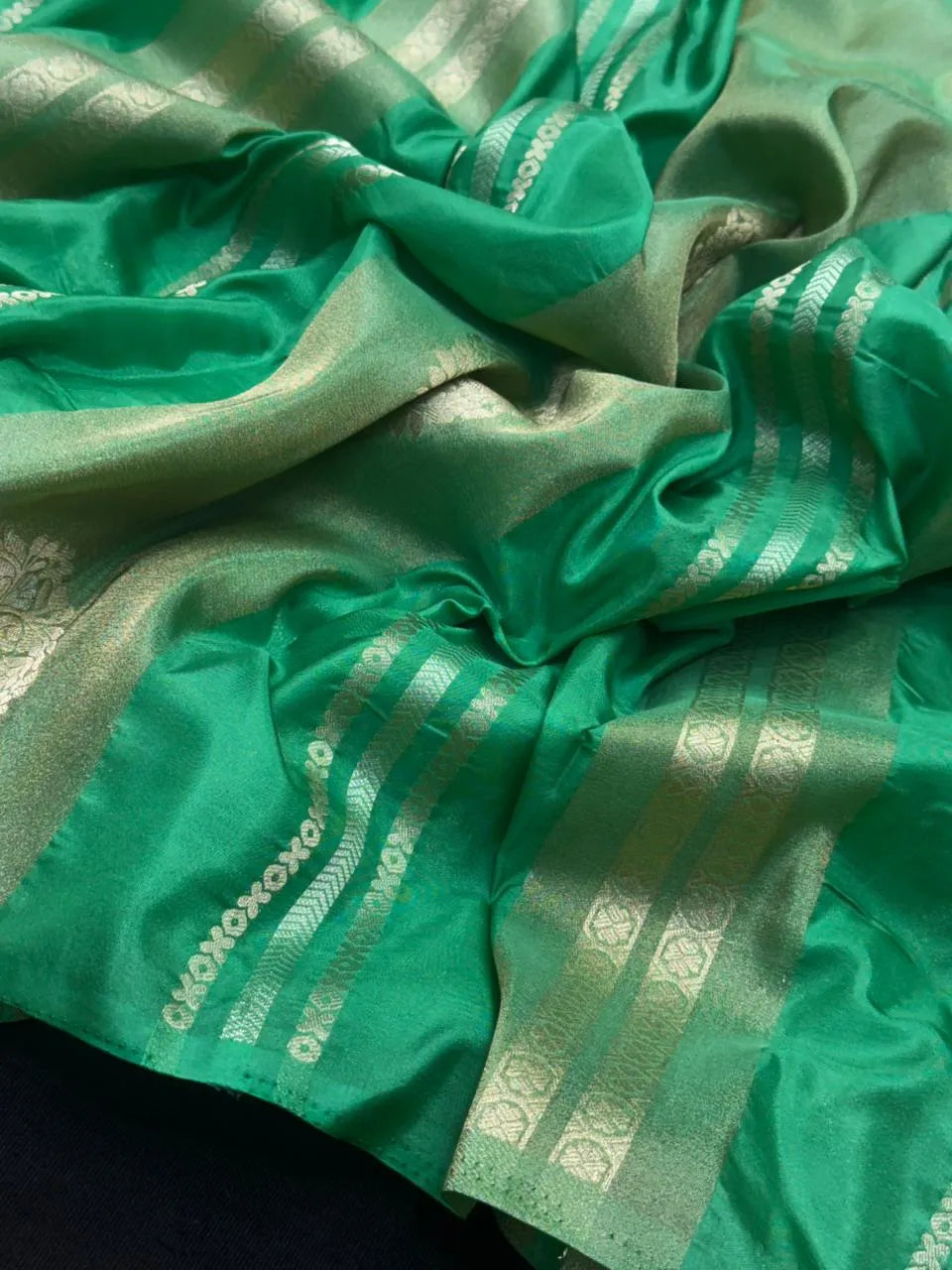 Elegant Semi Mysore Crepe Silk Saree