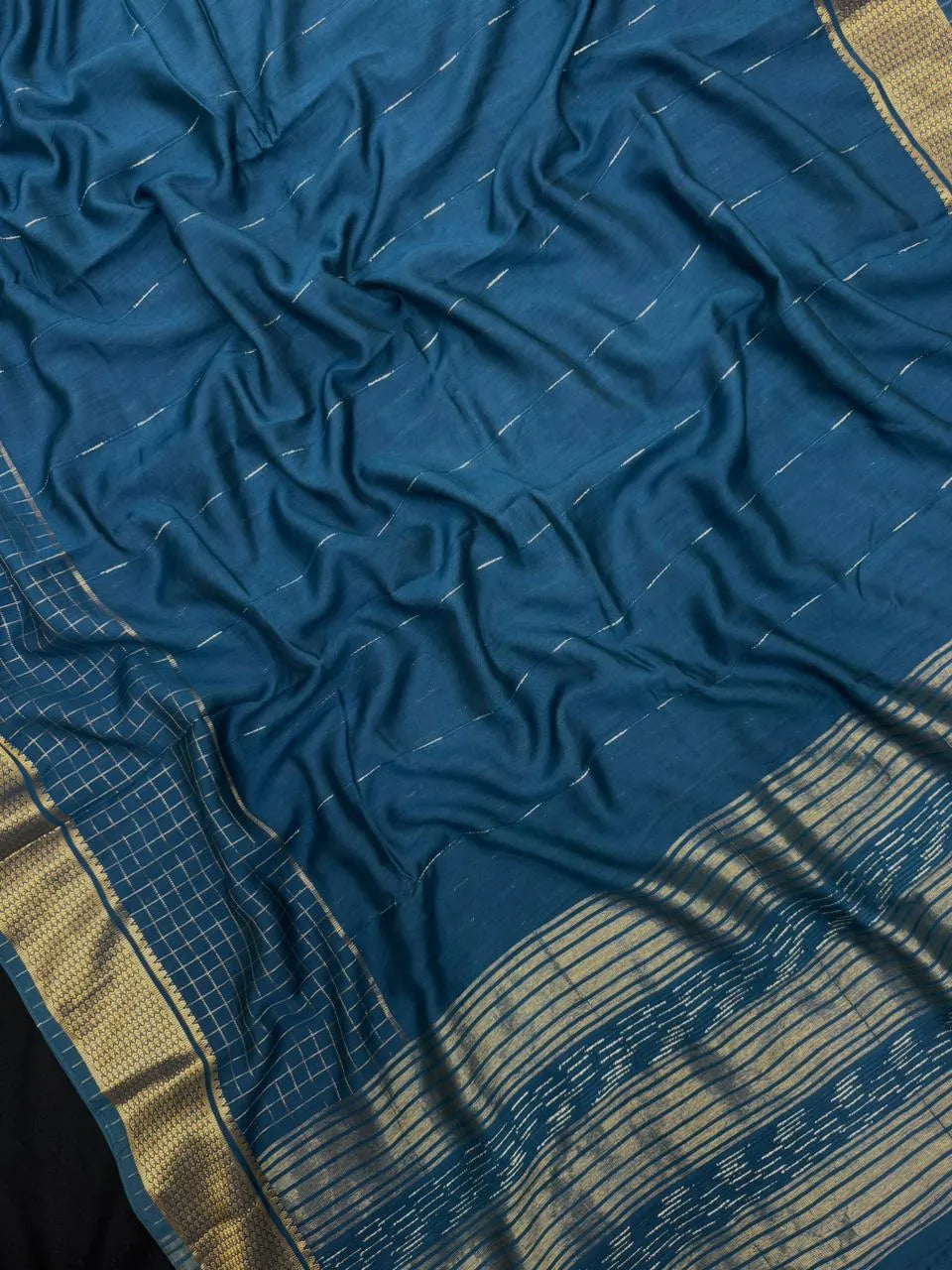 Elegant Malai Cotton Saree – Soft, Comfortable & Traditional Weave (Binny Crape RZ)