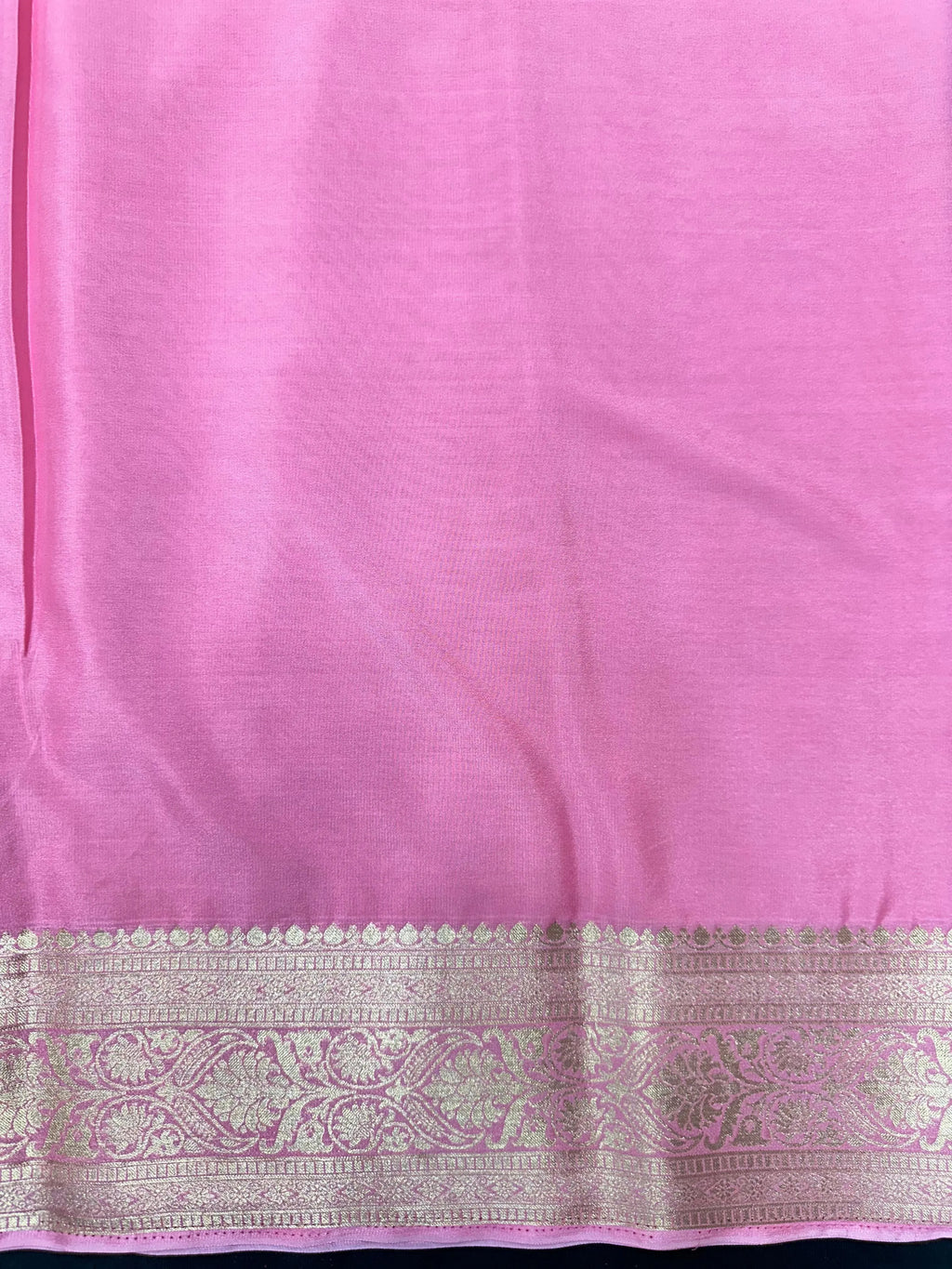 Binny Crepe Saree – Smooth Drape with Effortless Elegance