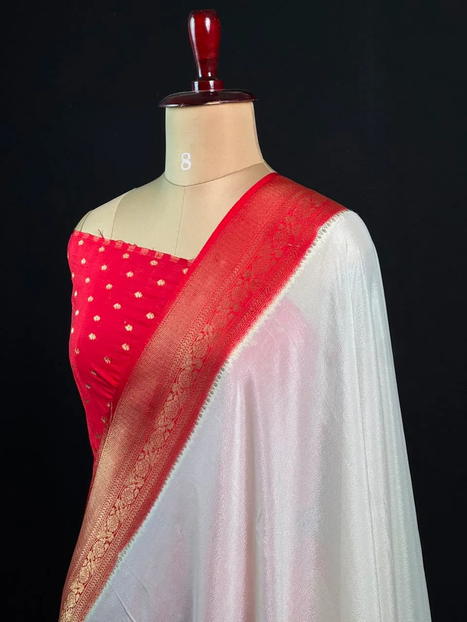 Versatile Semi Crepe Silk Saree with Classic Appeal