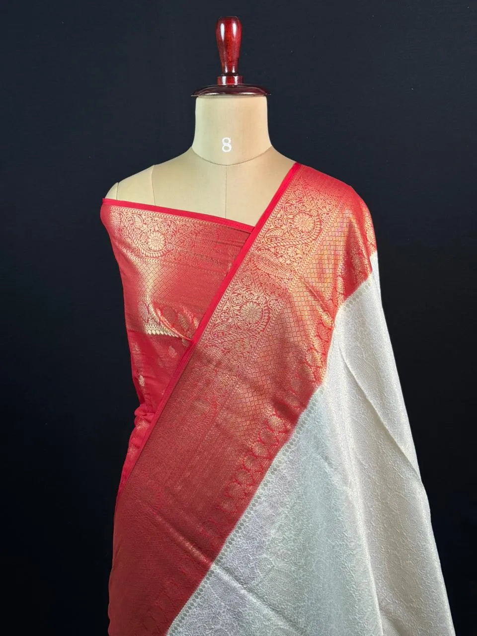 Sophisticated Semi Binny Crepe Silk Saree for Modern Women