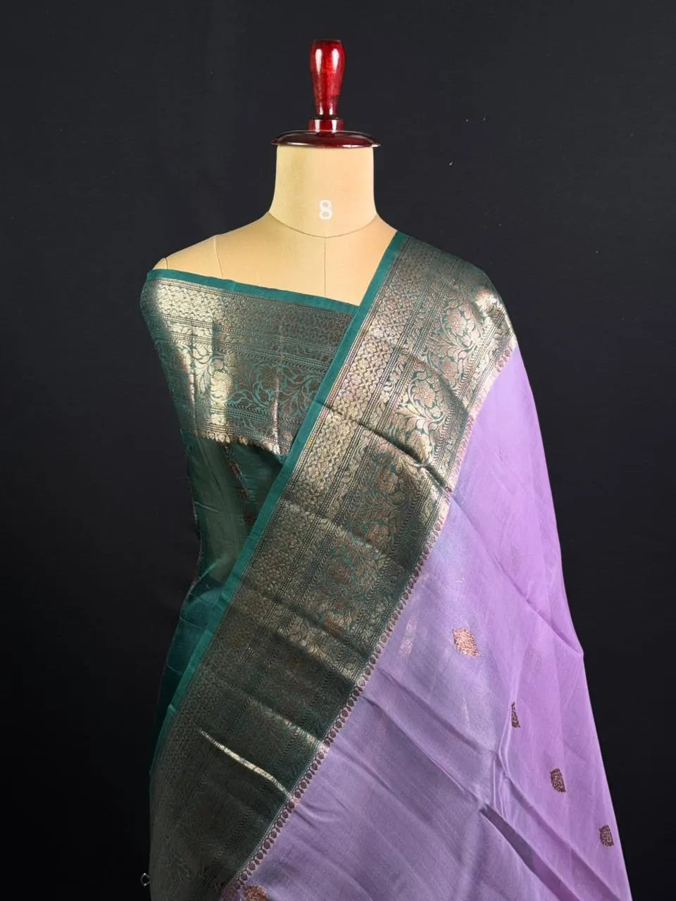 Elegant Cora Lachha Dye Saree with Rich Texture & Graceful Finish
