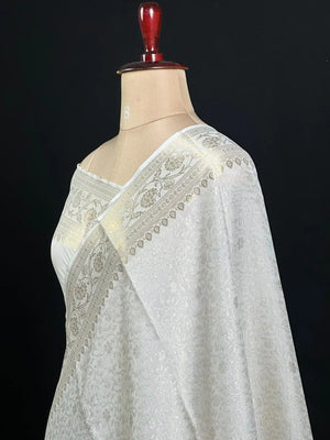 Binny Crepe Saree – Crepe Delight