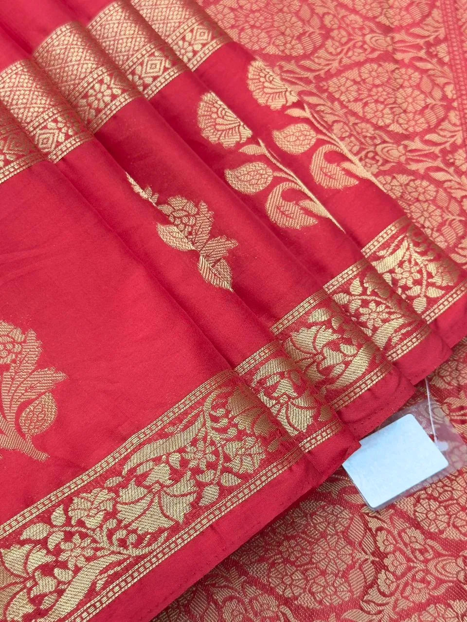 Festive Bentex Buta Crape