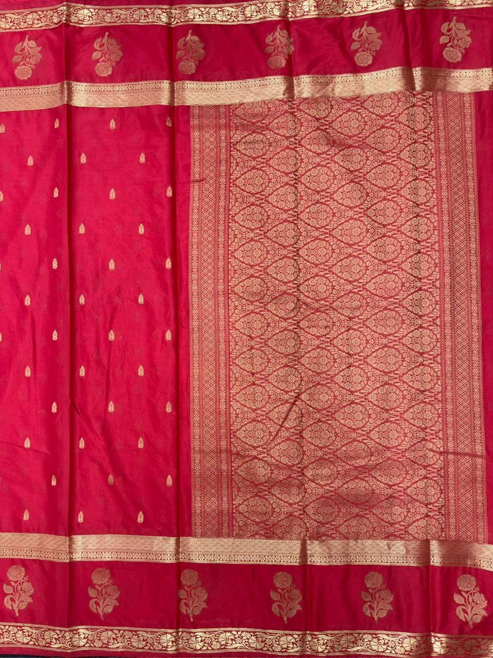 Festive Bentex Buta Crape