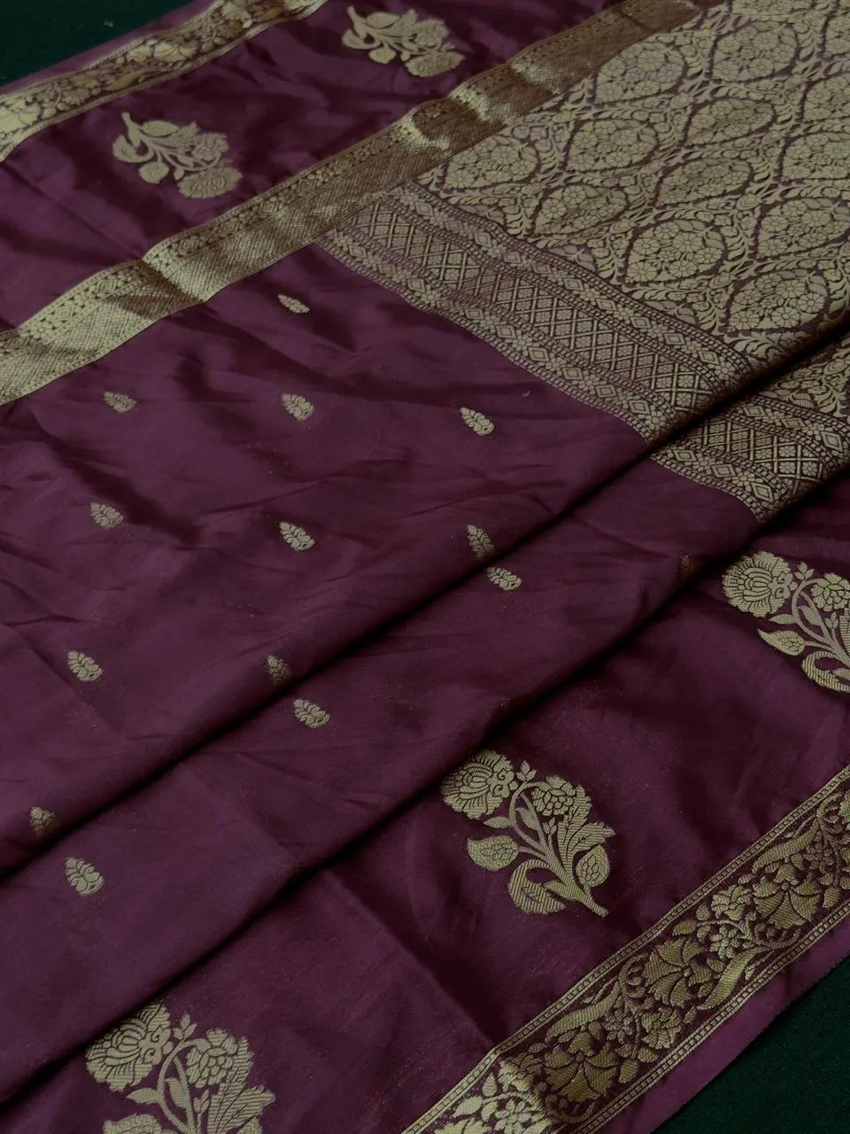 Festive Bentex Buta Crape